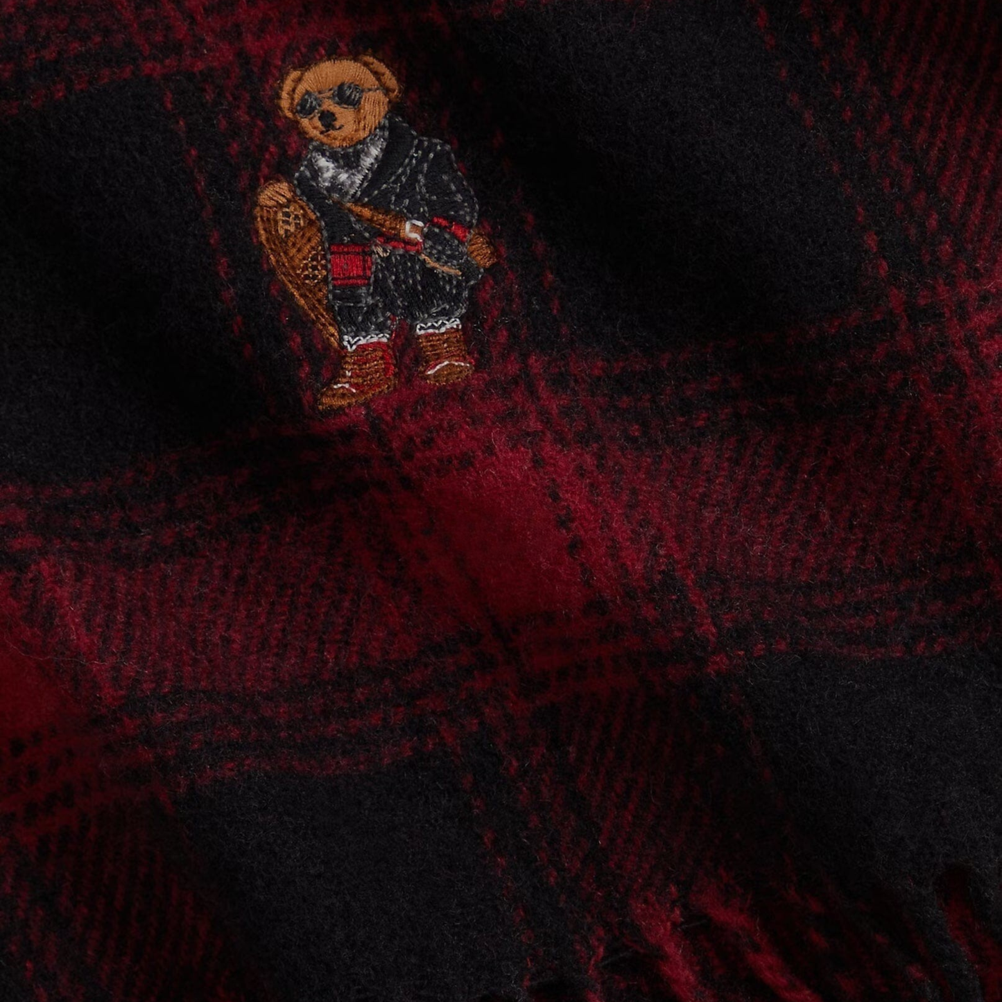 Bear Wollschal mit Karomuster