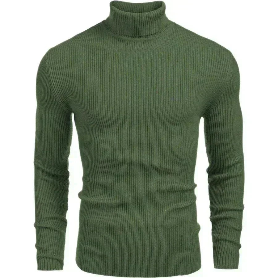 Klassischer Strickpullover mit Rollkragen
